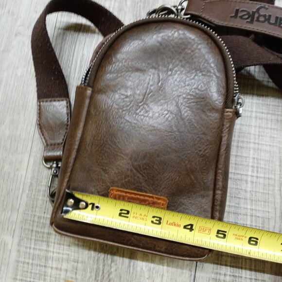 Wrangler Vegan Leather Crossbody Bag Small Sling Bag for Women - Picture 9 of 10